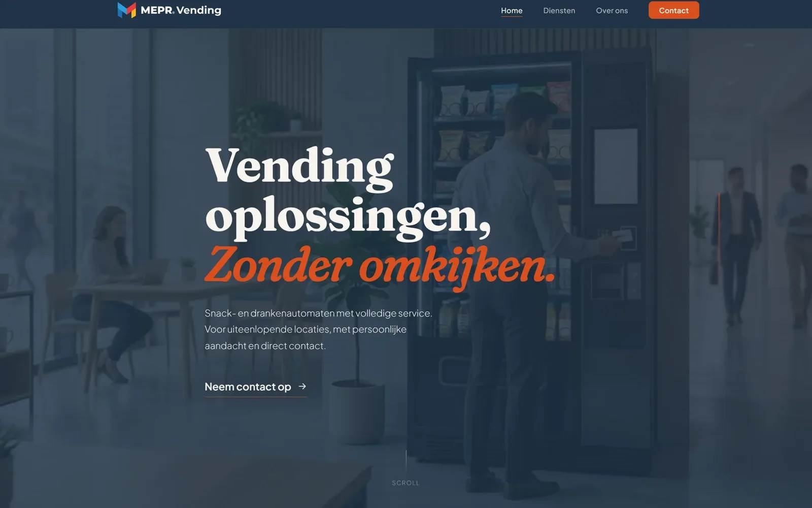 Homepage van MEPR Vending: 'Vending oplossingen, Zonder omkijken', met een foto van een snackautomaat op een kantoorlocatie