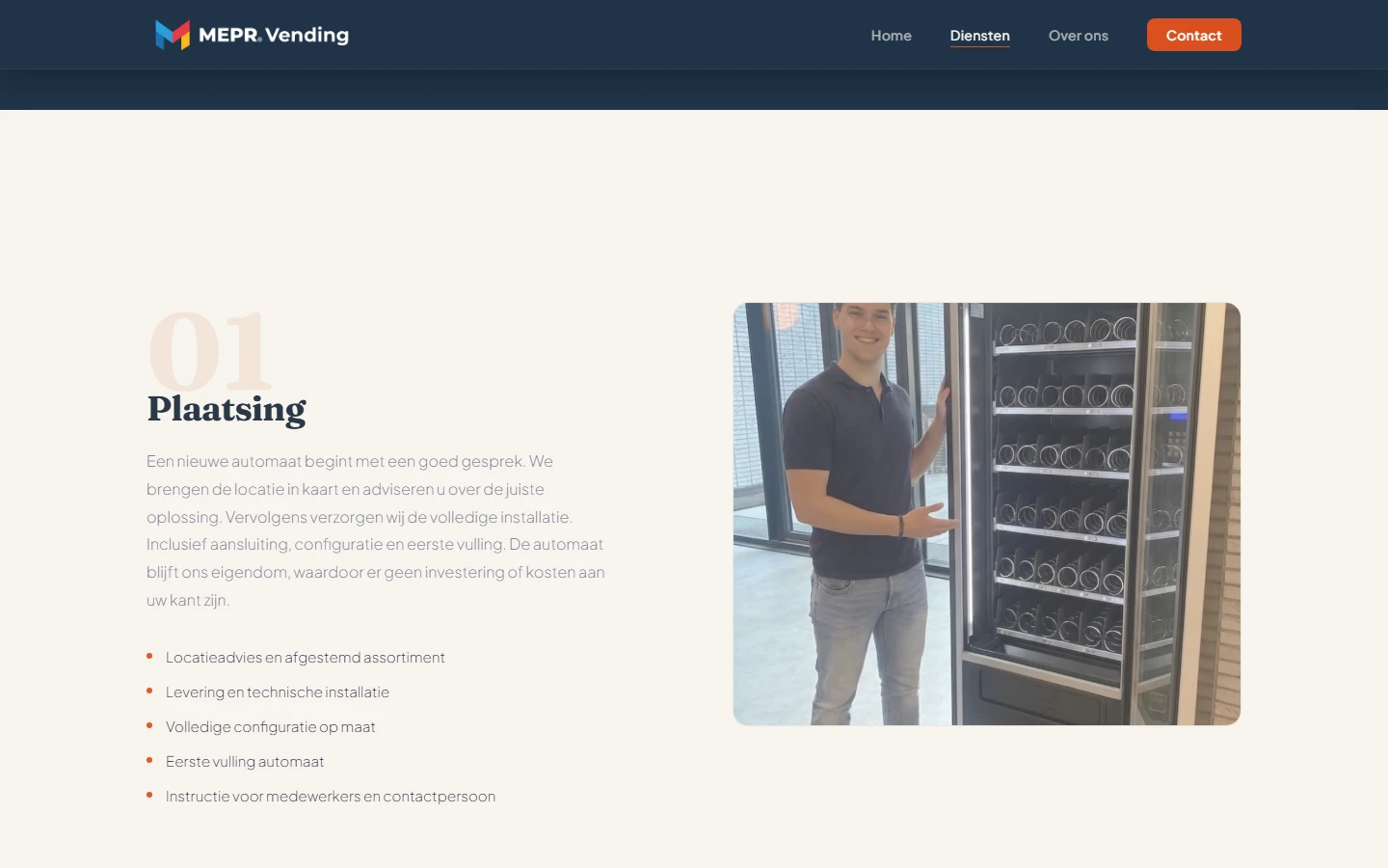 Dienstenpagina met stap 01 Plaatsing: 'Een nieuwe automaat begint met een goed gesprek'
